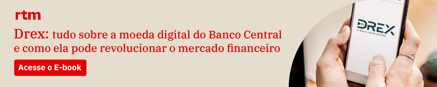 Duas mãos seguram um smartphone. Na tela aparece o logo do Drex do Banco Central. No lado esquerdo, está o logo da RTM e a frase: Drex: tudo sobre a moeda digital do Banco Central e como ela pode revolucionar o mercado financeiro. Acesse o e-book.
